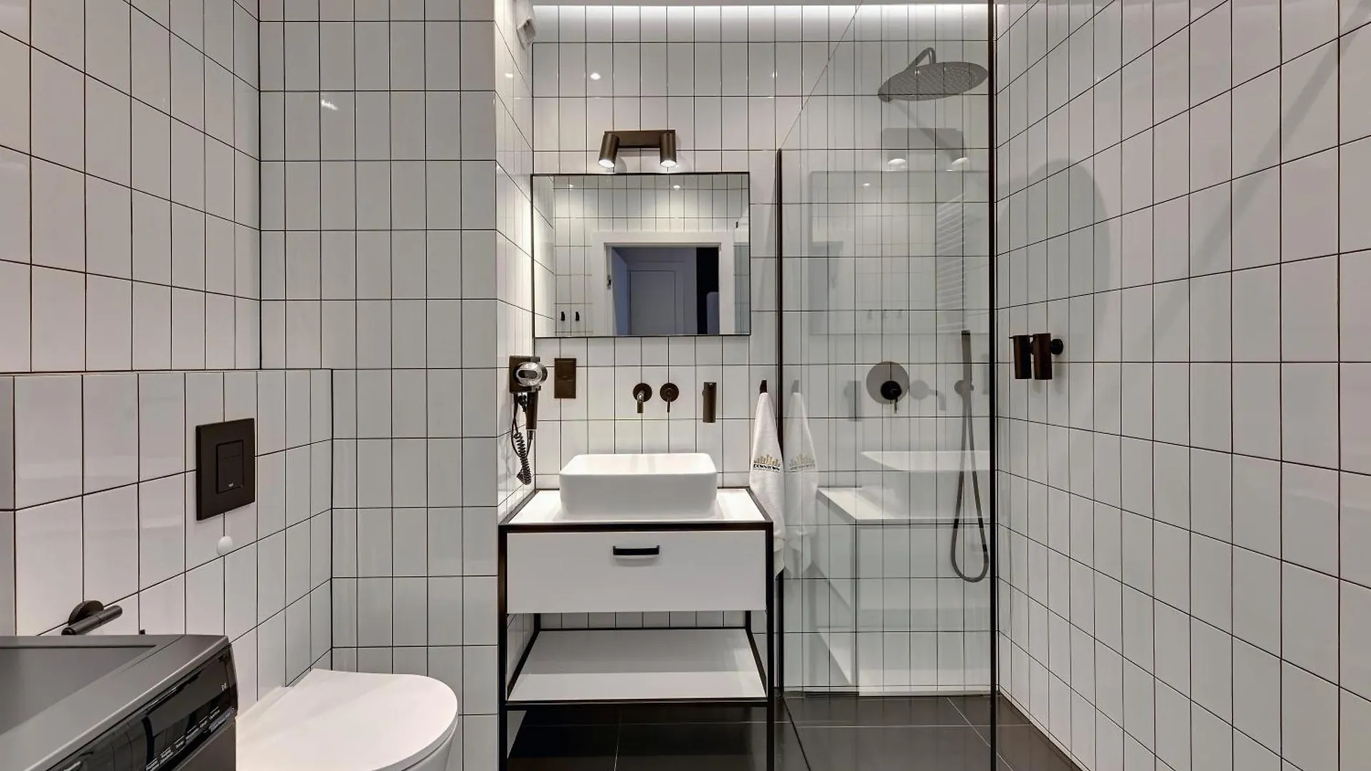 Zurawie - Food Hall & Stocznia By Downtown Apartments Gdansk 0*,  Poland